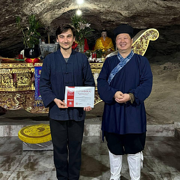 Евгений Сауэр