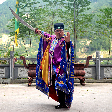 Вэнь Сюань Чжэнь 闻玄真